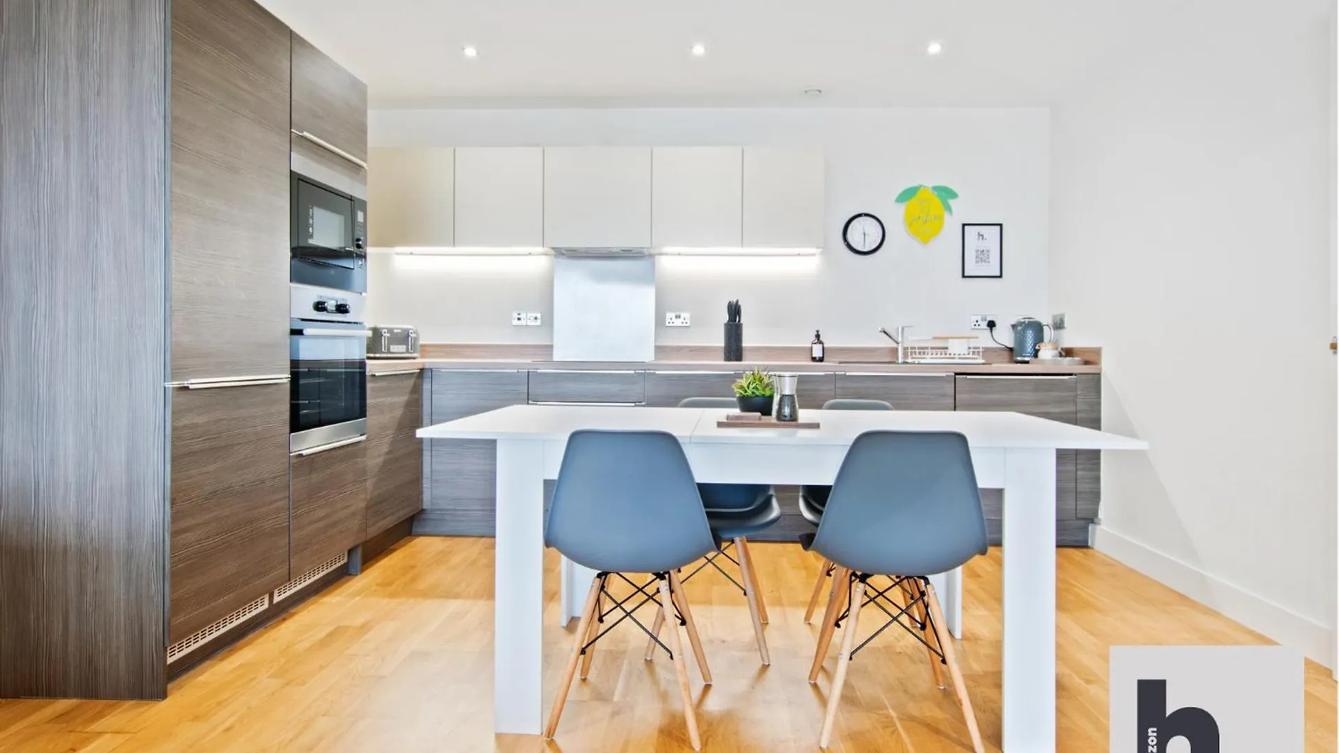 Contractors - City Centre - Free Parking - 20X Units Available Kingston upon Hull Apartment